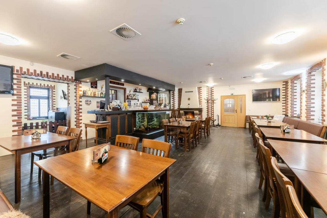 יוזפוב דול Hotel Perla Jizery מראה חיצוני תמונה