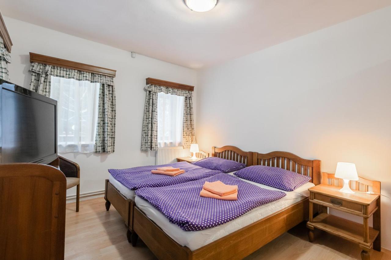 יוזפוב דול Hotel Perla Jizery מראה חיצוני תמונה